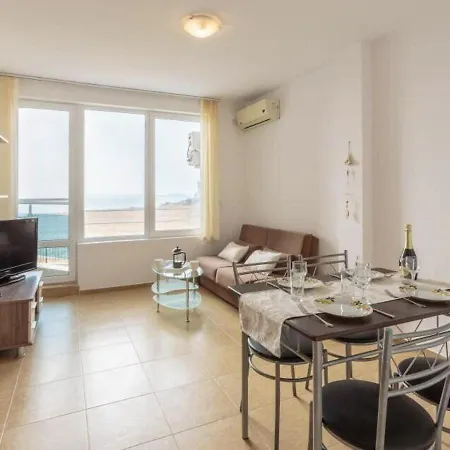 Charming 1-bed In